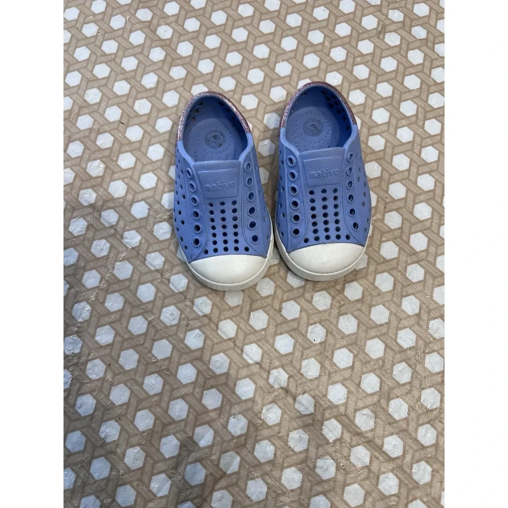 Native Jefferson Shoes Pink/Blue Glitter Toddler Size C4